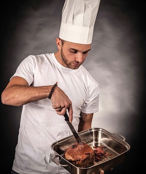 ¿Cuáles son los utensilios básicos para cocinar comidas saludables?